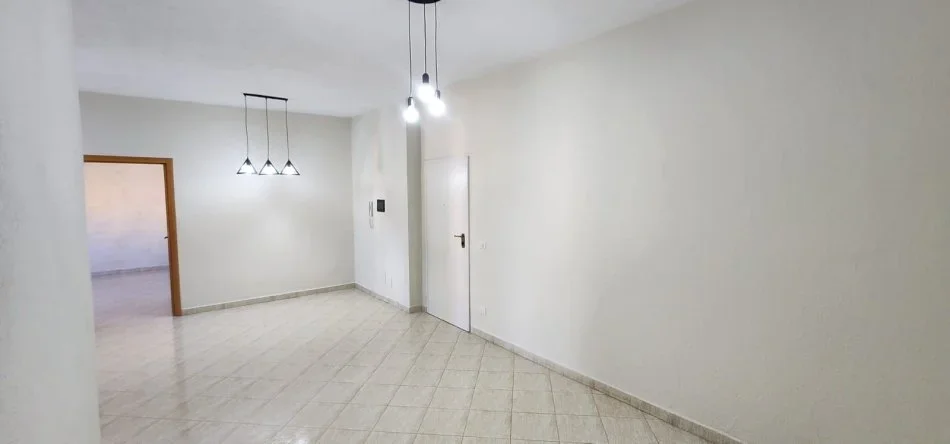 Durres, shitet apartament 2+1+Ballkon Kati 4, 80 m² 95.000 € (Plazh,Durres)