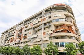 Tirane, shitet apartament 1+1+Aneks+Ballkon Kati 5, 62 m² 87.000 € (astir)
