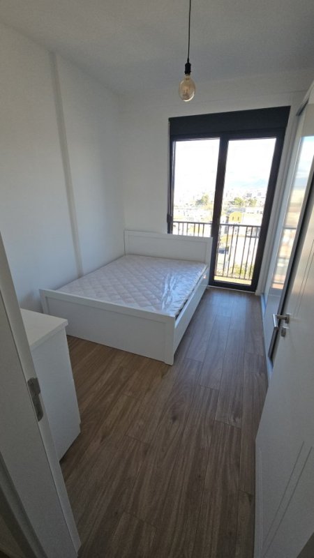 Tirane, jap me qera apartament 2+1 , 450 € (Selitë, Pranë Aku)