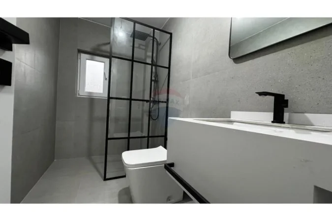Tirane, jepet me qera apartament Kati 2, 60 m² 700 € (Mine Peza)