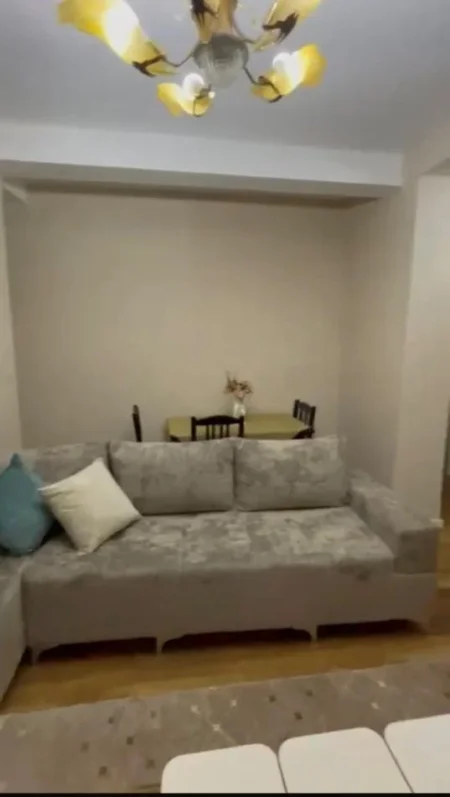 Tirane, jepet me qera apartament 2+1+Ballkon , 103 m² 800 € (Myslym Shyri)