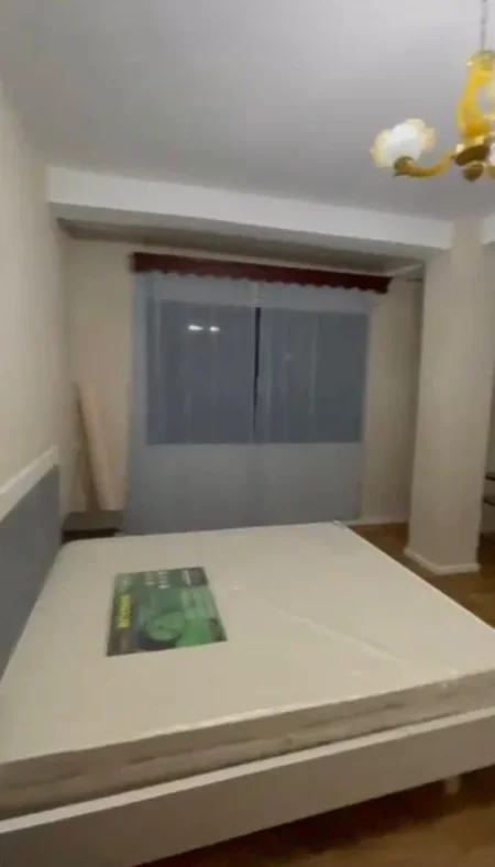 Tirane, jepet me qera apartament 2+1+Ballkon , 103 m² 800 € (Myslym Shyri)