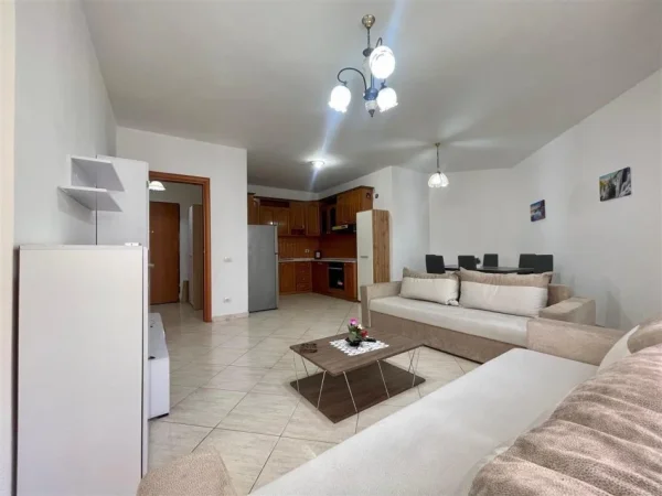 Tirane, shitet apartament 2+1+Ballkon Kati 4, 116 m² 210.000 € (Stacioni)