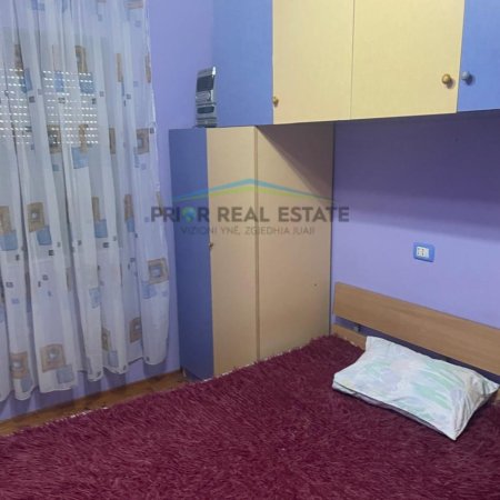 Tirane, shitet apartament 3+1+Ballkon Kati 6, 116 m² 145.000 € (Oxhaku)