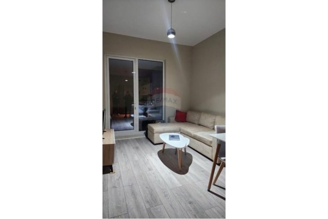 Tirane, jepet me qera apartament 1+1 Kati 4, (Stacioni i Trenit, Shqipëri)