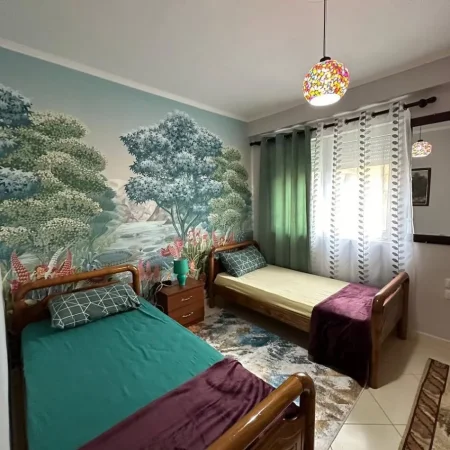 Tirane, jepet me qera apartament 2+1 , (air albania)