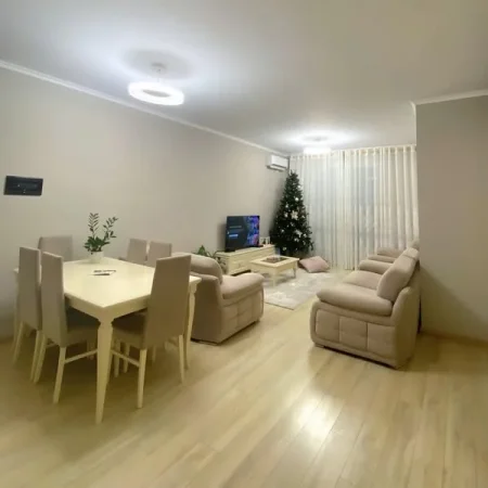 Tirane, shitet apartament 3+1 , (Vilat Gjermane)
