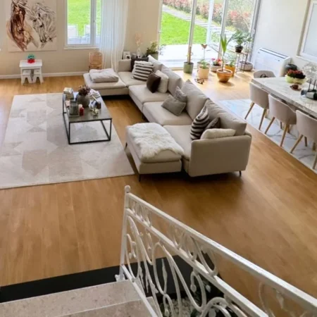 Tirane, shitet Vile 4+1 , 360 m² (VISHNJE)