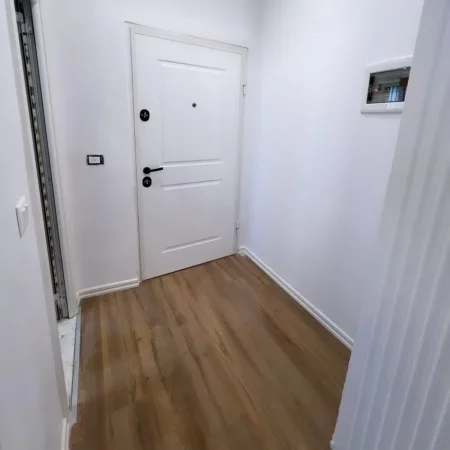 Tirane, shitet apartament 1+1 , 50 m² 125.000 € (Rruga e Durresit)