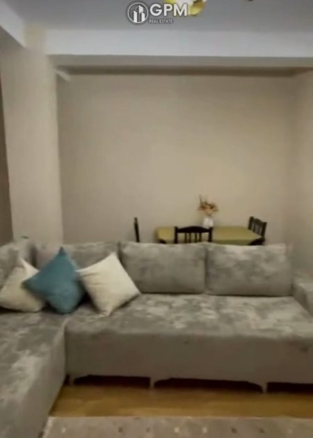 Tirane, jepet me qera apartament 2+1 Kati 4, 107 m² 800 € (Myslym Shyri)