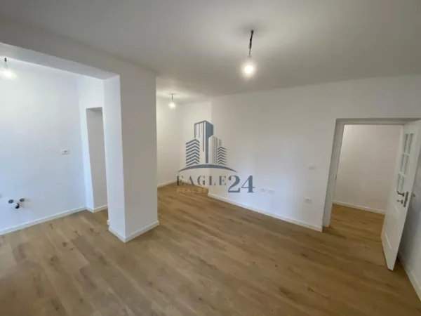 Tirane, shitet apartament 2+1 Kati 2, 83 m² 185.000 € (RR.DURRESIT)