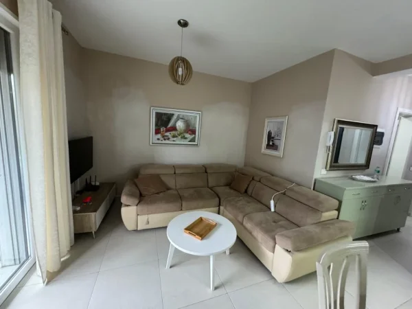 Durres, shitet apartament 2+1 Kati 0, 72 m² 270.000 € (VALAMAR)