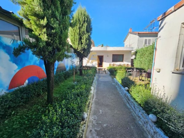 Tirane, shitet shtepi 1 Katshe , 386 m² 155.000 € (Ardeno, Kashar)
