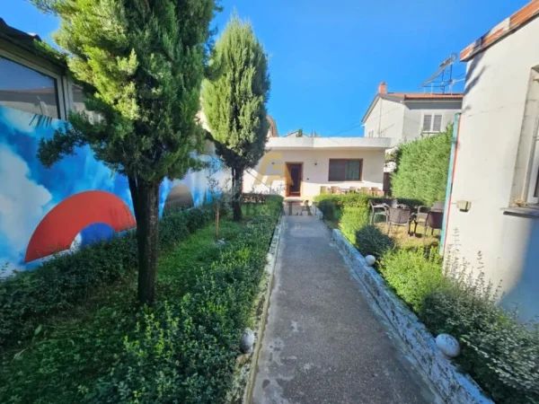 Tirane, shitet shtepi 1 Katshe , 386 m² 155.000 € (Ardeno, Kashar)