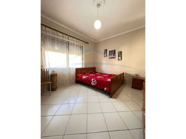 Tirane, shitet apartament 2+1+Ballkon Kati 7, 104 m² 133.000 € (Unaza e Re)