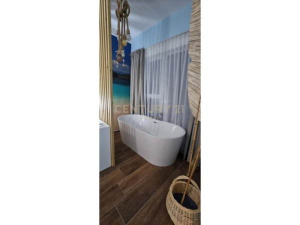 Tirane, jepet me qera apartament 4+1+Aneks+Ballkon Kati 9, 109 m² 1.000 € (Bulevardi i Ri)