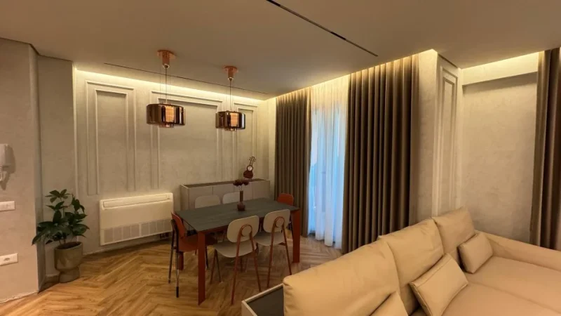 Tirane, jepet me qera apartament 2+1+Ballkon Kati 8, 117 m² 1.500 € (Myslym Shyri)