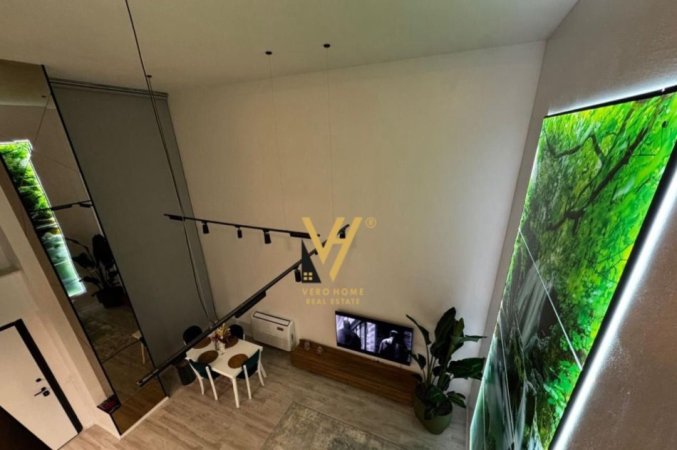 Tirane, jepet me qera apartament duplex 2+1 Kati 0, 105 m² 1.500 € (PAZARI I RI)
