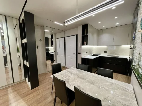 Tirane, shitet apartament 2+1 Kati 4, 98 m² 259.000 € (PRANE PAVAROTIT KOPSHTI BOTANIK)