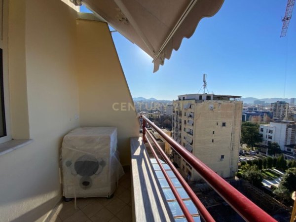 Tirane, jepet me qera apartament 1+1 Kati 8, 34 m² 380 € (MINISTRIA E JASHTME)