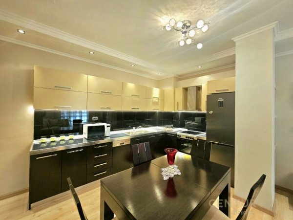 Tirane, jepet me qera apartament 2+1 Kati 4, 90 m² 700 € (kodra e diellit)