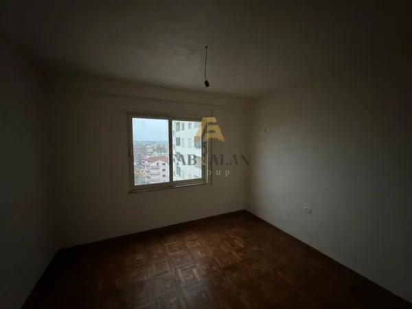 Durres, shitet apartament 2+1 Kati 7, 84 m² 100.000 € (Durres, Lagjia 13)