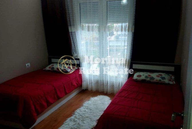 Tirane, jepet me qera apartament 2+1 Kati 2, 95 m² 900 € (Liqeni i Thate)