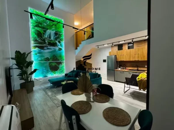 Tirane, jepet me qera apartament duplex Dublex Kati 1, 105 m² 1.500 € (QENDER)