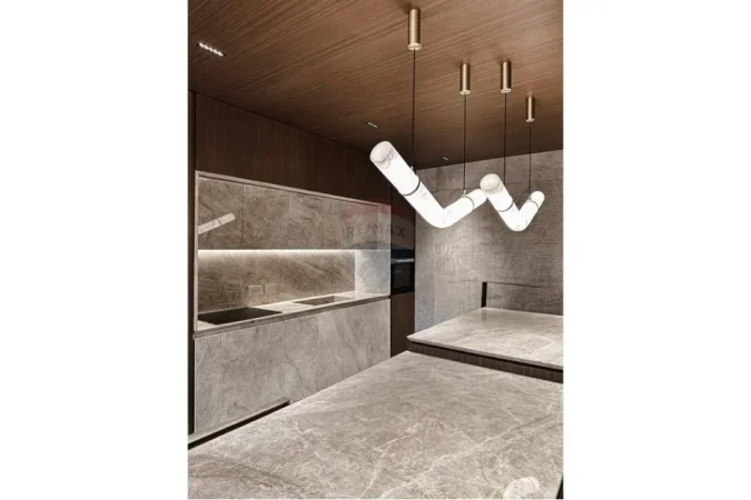 Tirane, shitet 2+1+Ballkon Kati 10, 211 m² 1.290.000 € 