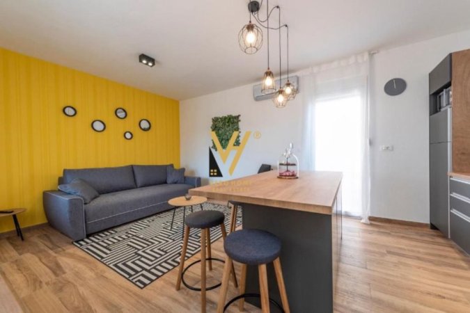 Tirane, jepet me qera apartament 1+1 Kati 7, 60 m² 650 € (KOMPLEKSI DELIJORGJI)