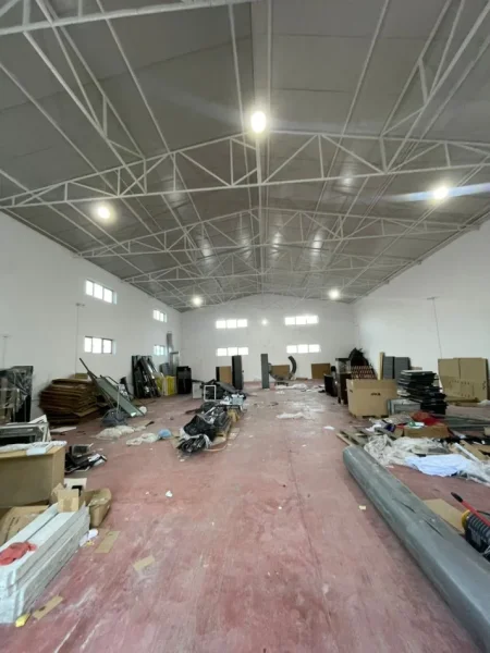 Shqiperi, jepet me qera ambjent biznesi Kati 0, 500 m² 1.500 € (Berzhite)