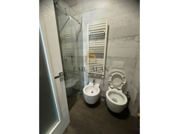Tirane, shitet apartament 2+1 Kati 3, 104 m² 206.000 € (Ali Dem)