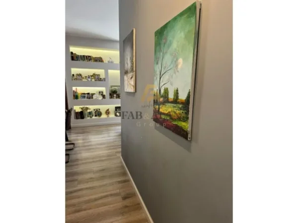 Tirane, shitet apartament 2+1 Kati 3, 104 m² 206.000 € (Ali Dem)