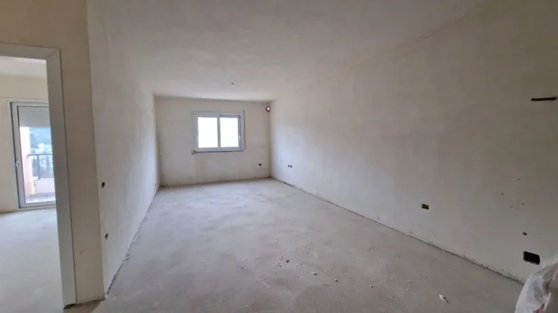 Vlore, shitet 2+1+Ballkon Kati 8, 101 m² 140.000 € (Pelivan Leskaj)