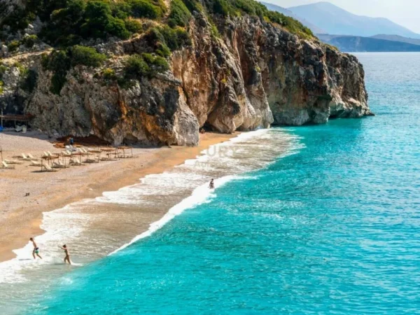 Vlore, shitet toke , 5.000 m² 500.000 € (Gjipe, Vlora)