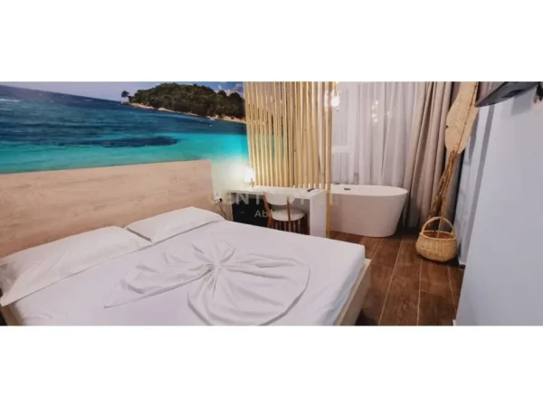 Tirane, shes apartament 4+1 Kati 9, 