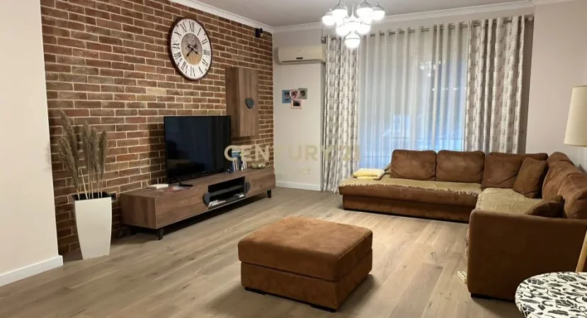 Shqiperi, shitet apartament 2+1 Kati 3, 130 m² 310.000 € (Don Bosko)