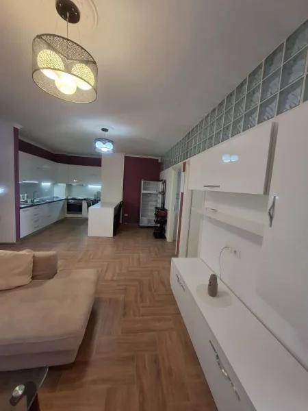 Durres, shitet apartament 2+1 Kati 11, 93 m² 128.000 € (Stacioni i Trenit)