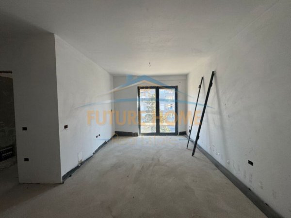 Tirane, shitet apartament 1+1 Kati 3, 67 m² 128.000 € (Don Bosko)
