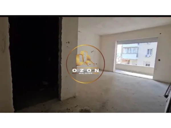 Apartament 2+1+2 për Shitje në Pazari I ri, Tirana!