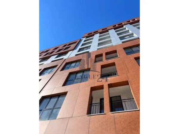Tirane, jepet me qera apartament 2+1 Kati 1, 117 m² 500 € (ASTIR)