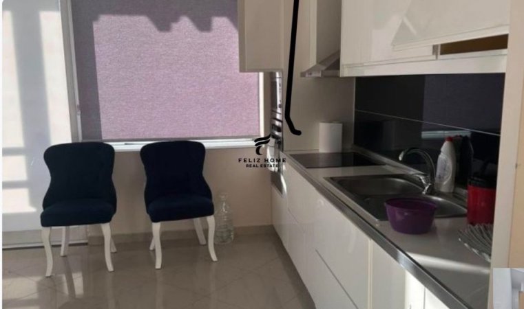 Tirane, jepet me qera apartament 2+1 Kati 11, 150 m² 700 € (MYSLYM SHYRI)