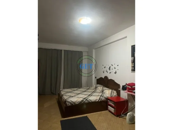 Durres, shitet apartament 1+1 Kati 6, 82 m² 95.000 € (Pallati Sportit, Durres)