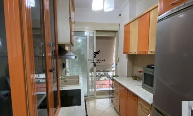 Tirane, jepet me qera apartament 2+1 Kati 4, 104 m² 450 € (ASTIR)