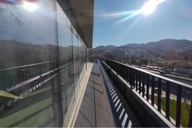 Tirane, shitet apartament 3+1+Ballkon Kati 5, 227 m² 467.700 € 