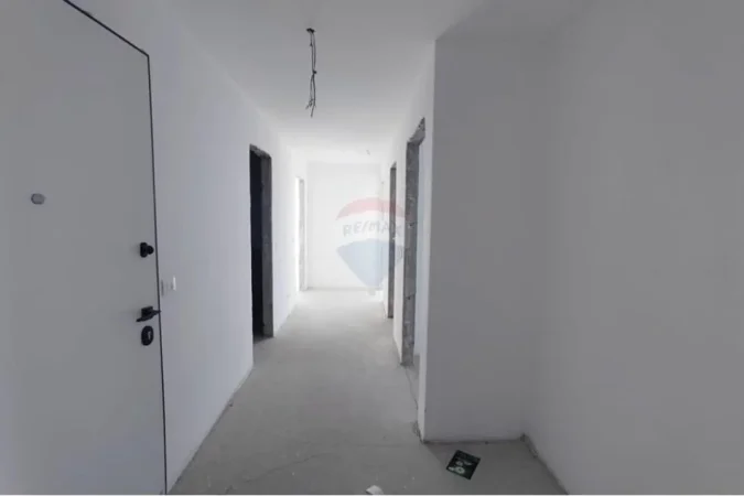 Tirane, shitet apartament 3+1+Ballkon Kati 5, 227 m² 467.700 € 