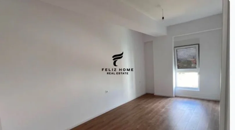 Tirane, shitet apartament 2+1+Ballkon Kati 5, 94 m² 140.000 € (ALI DEMI)