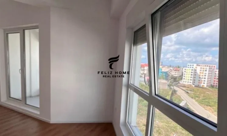 Tirane, shitet apartament 2+1+Ballkon Kati 5, 94 m² 140.000 € (ALI DEMI)