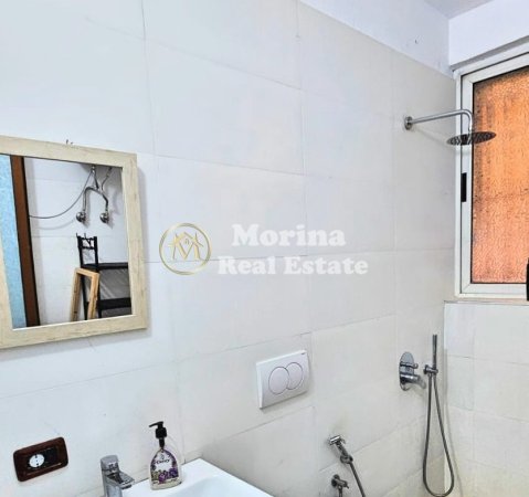 Tirane, jepet me qera apartament 1+1 Kati 1, 55 m² 450 € (Medrese)