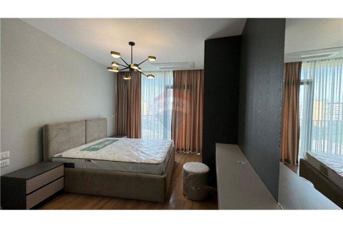 Tirane, jepet me qera 2+1+Ballkon Kati 4, 126 m² 1.800 € 
